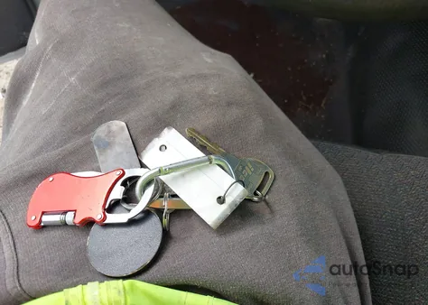 2004 Chevrolet Silverado 1500 Work Truck из США, поврежденный, VIN 1GCEC14T14E196966